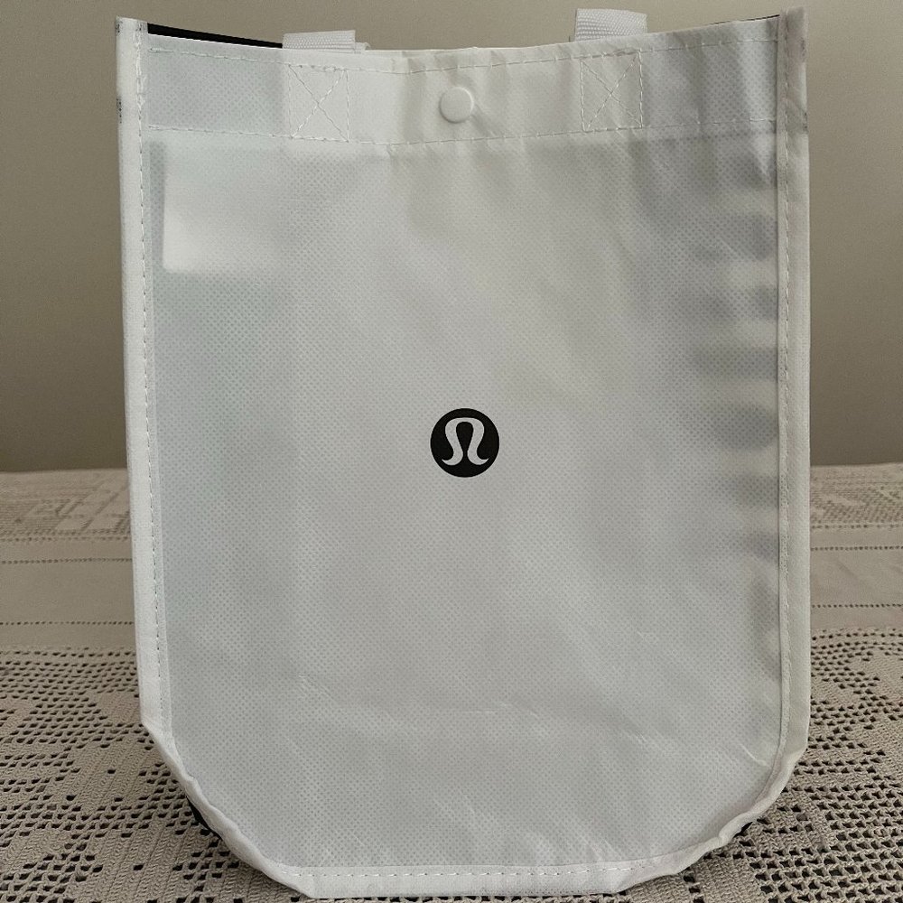 Lululemon white & black small reusable tote bag
